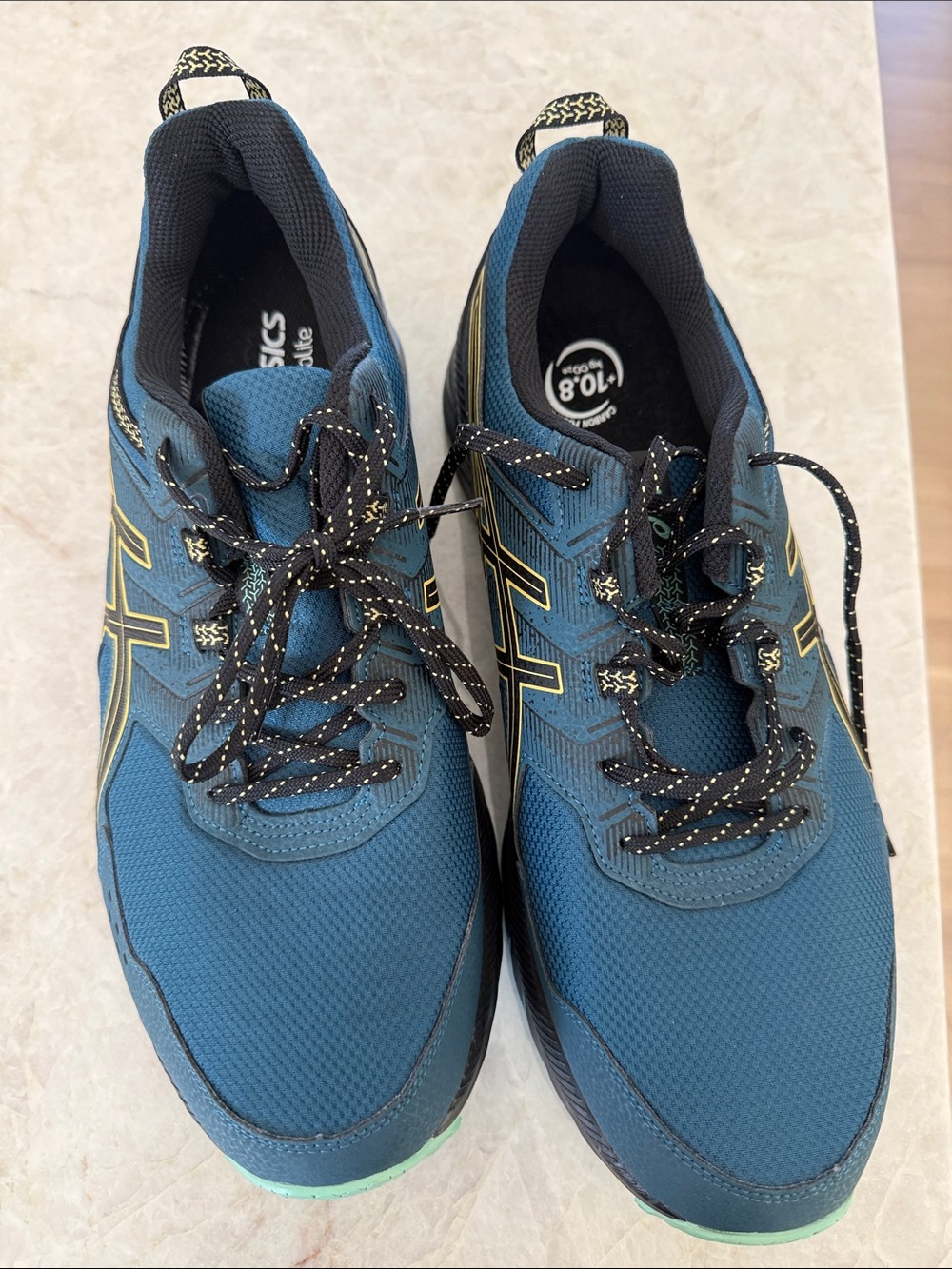 Asics Men’s Teal OrthoLite Athletic Running Shoes with Black and Gold Accents